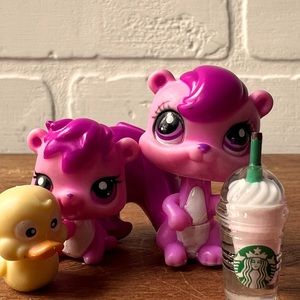 LPS Littlest Pet Shop Mommy and Baby Purple Squirrels 2pc.